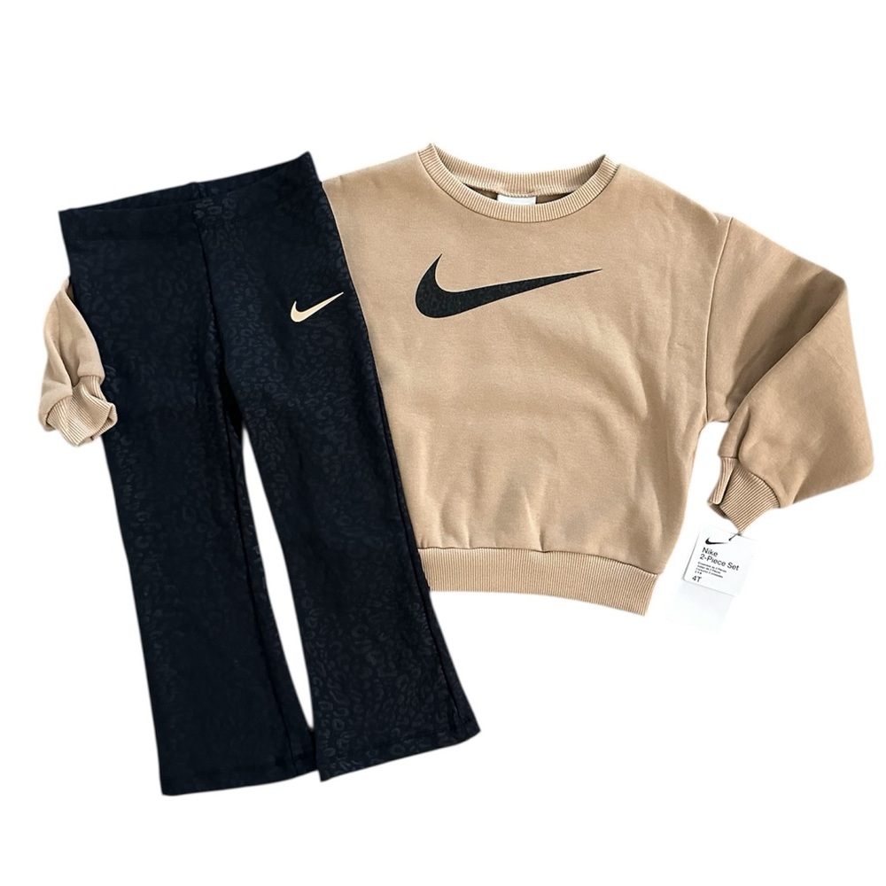 Nike Crewneck Sweatshirt & Black Leopard Flare Pants Set Girls Size 4T NWT
